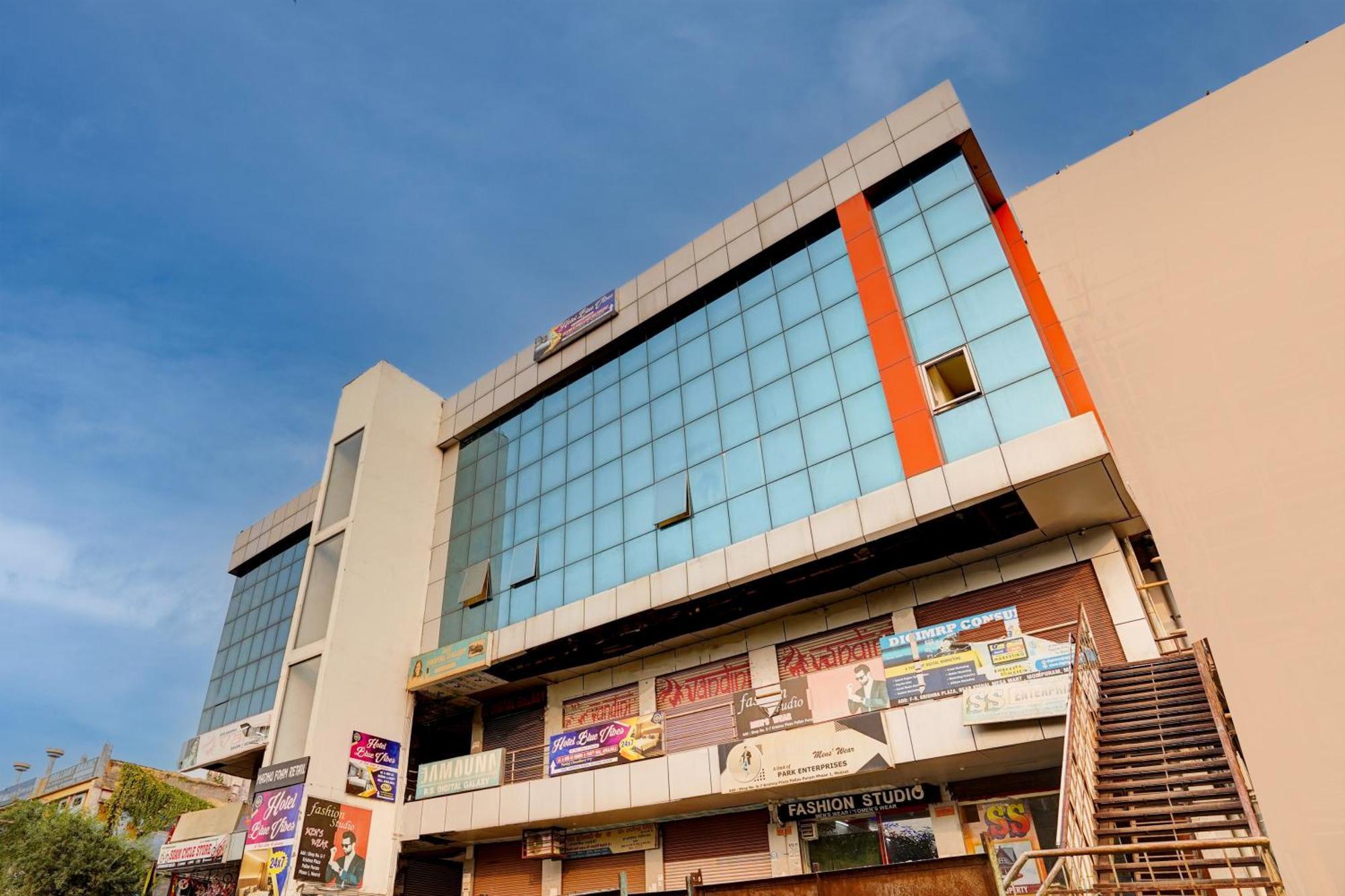Hotel O Blue Vibes Meerut Exterior foto